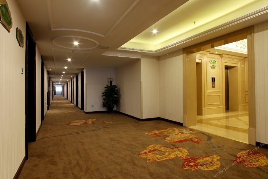 Vienna International Hotel Changzhou Railway Station ภายนอก รูปภาพ